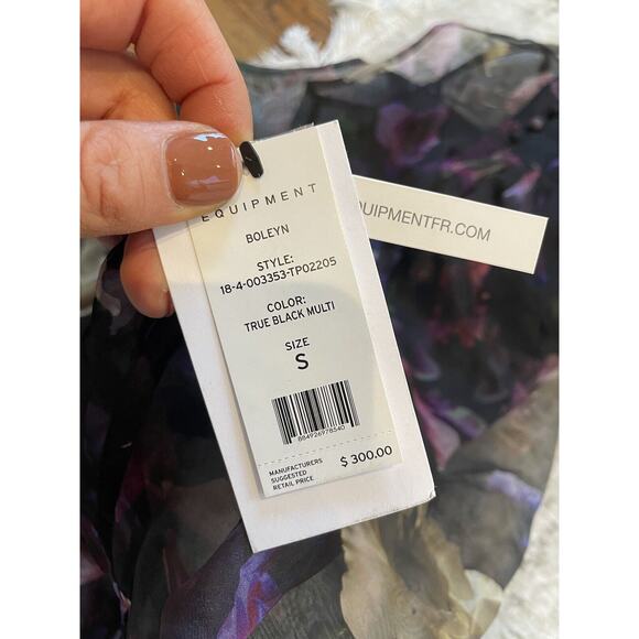 NWT $300 Equipment Boleyn 100% Silk Sheet Floral Button Front Blouse Small - Picture 5 of 13